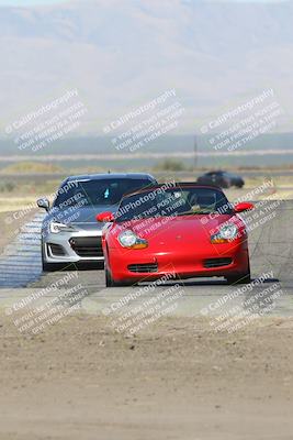 media/Sep-15-2024-Speed Ventures (Sun) [[7a54f7ed2f]]/Yellow Group/Session 1 (Outside Grapevine)/